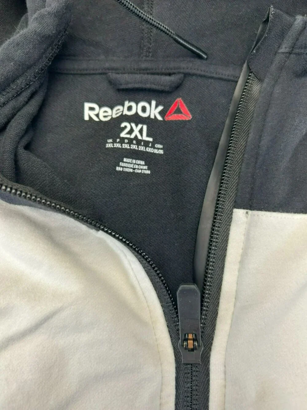Reebok Mens UFC Full-Zip Hoodie Black & White Size 2XL Cotton Blend Comfortable - Picture 4 of 6